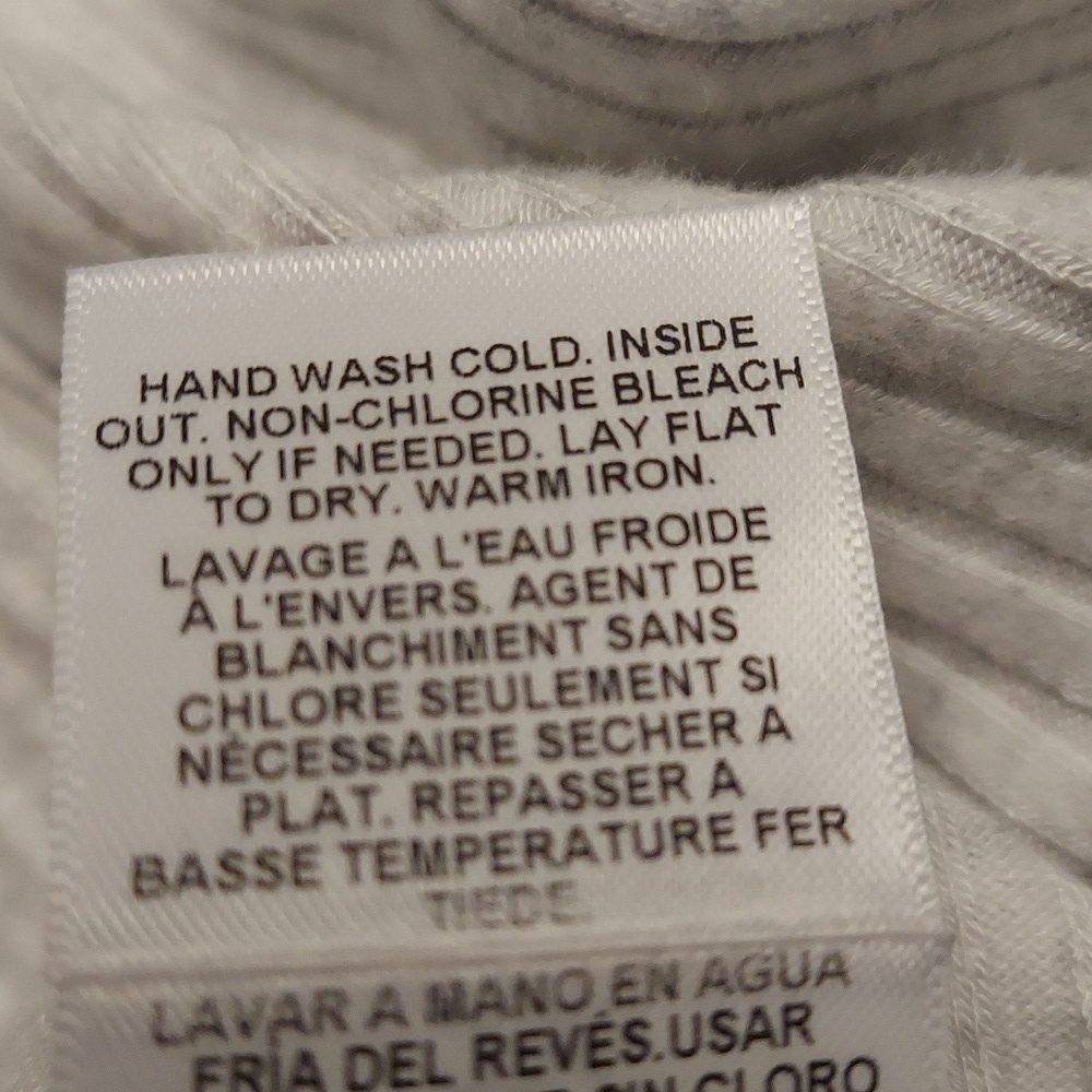 NWT VELVET by Graham & Spencer Light Gray Ribbed Dolman Sleeve Pullover Top - Picture 14 of 14